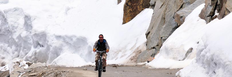 Khardung Pass Tour